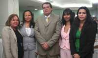 Presidente Gerson de Oliveira e equipe do Serviço de Comunicação