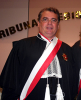 Gerson de Oliveira é presidente do TRT para o biênio 2007-2009