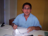 Celson Costa, chefe do SCI, orienta fiscais de contrato para a observância da IN 002/2008