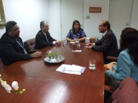 Desembargadora Márcia Andrea e o diretor Júlio Cesar Guimarães com os gerentes do Banco do Brasil