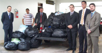 Advogados do Escritório Macieira, Nunes, Zagallo e Comercial Advogados fazem doação de papel ao TRT