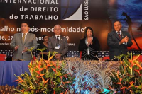 Na foto, desembargador Jamil Gedeon (TJ), ministro Brito Pereira (TST), desembargadora Márcia Andrea (TRT) e juiz Érico Cordeiro (Amatra XVI)