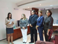 Desembargadora Ilka Esdra Silva Araújo, ladeada pelo des. Gerson de Oliveira, pela juíza Solange Castro Cordeiro, empossa Suzane Castro
