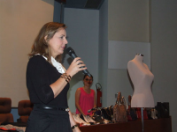 Design e consultora de moda Heliana Alencar orientou sobre as tendências da moda no ambiente de trabalho