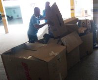 Foram  entregues 67kg de papelão, 582 kg de papel e 30kg de jornais