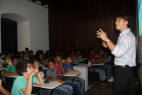 Juiz Bruno Motejunas apresenta o Programa TRT na Escola.