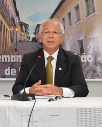 Ministro Brito Pereira.