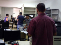 Servidores na VT de Bacabal preparam os lotes de processos eliminados para enviar à capital