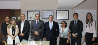 Desembargador Gerson ao lado do juiz Marco Antonio; Olívia, juiz Bruno e, nas laterais, servidores do TJ-MA
