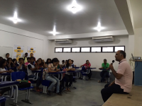 Juiz Gustavo em bate-papo com alunos da Escola Municipal Miritiua