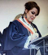 Desembargadora Solange assina termo de posse