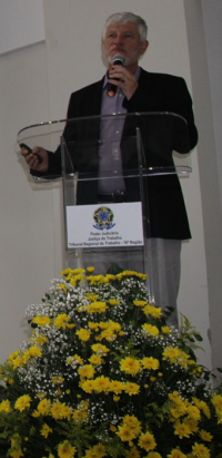 Dante Gallian.