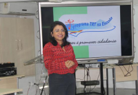 Juíza Angelina durante apresentação do TRT na Escola/TJC