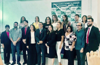 Juíza Liliana Bouéres, superintendente Léa Cristina e demais representantes de entidades que assinaram o acordo