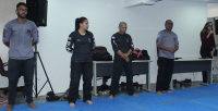 Amanda recepcionou as participantes do curso e apresentou a equipe de instrutores