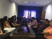 O corregedor Américo Bedê, o juiz Carvalho Neto, e servidores durante leitura da ata de correição