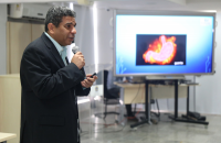 Médico Flávio defendeu adoção de hábitos saudáveis de vida para prevenção de câncer de intestino