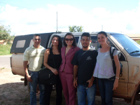 Juíza Ana Paula Flores (ao centro) e servidores da VT de Imperatriz que participaram da itinerância
