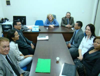 A corregedora recebe advogados