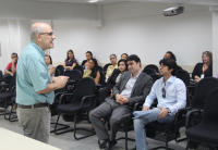 Violência é analisada em palestra na Escola Judicial