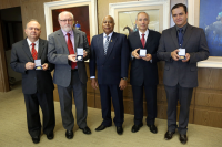 Da esq. para dir.: Juízes Saulo Fontes e Orlando Alcântara; ministro Reis de Paula;desembargador Ricardo Mohallem; e juiz José Hortêncio.