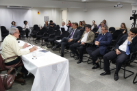 Magistrados acompanham atentos à palestra