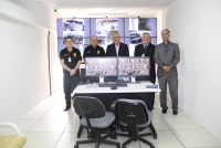 Agentes de segurança Euvaldo e Marlon, presidente Luiz Cosmo, Henrique e juiz Carlos Gustavo
