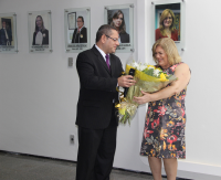 Desembargadora Ilka Esdra recebeu flores do presidente do TRT-MA, desembargador James Magno