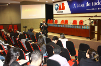 Palestra teve a participação de advogados e estudantes de direito
