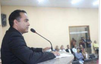 O magistrado durante discurso de agradecimento