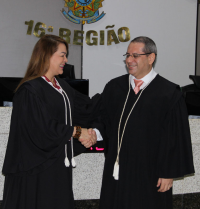 A presidente parabeniza o Ouvidor Substituto