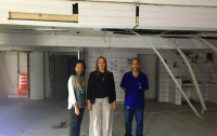 Presidenta com a servidora Váldima e o terceirizado Jailton na visita às obras da nova Portaria