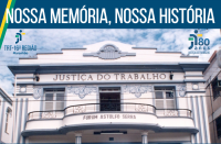 Imagem com a fachada do prédio histórico da Justiça do Trabalho situado na praça Deodoro escrito em cima Nossa Memória, Nossa História seguido de logomarca do TRT e dos 80 anos da Justiça do Trabalho