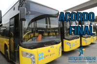 Foto de quatro ônibus, onde se lê as palavras ACORDO FINAL, abaixo a logomarca da Justiça do Trabalho