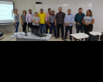 Servidor Francisco (camisa marrom) com os advogados que participaram do curso