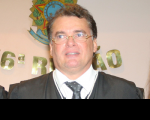 Ex-presidente do TRT, desembargador Gerson de Oliveira, será homenageado na AL