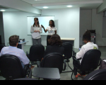 Kamilly Barros e Anícia Ewerton durante abertura da palestra Ódio no Brasil