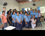 Juiz Bruno Motejunas, alunos e professores na visita de 29 de outubro