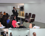 Juiz Bruno Motejunas e as servidoras Ana Lúcia e Sílvia Pontes apresentam a Ejud aos servidores