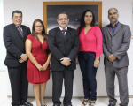 Da esquerda para a direita: Professores José Júnior e Nazareth Mendes; desembargador James Magno; professora Patrícia Caldas; e juiz Gustavo Castro.