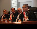 Desembargador James Magno, presidente do TRT-MA, faz a abertura da solenidade.
