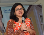 Professora Ana Paolla Diniz.