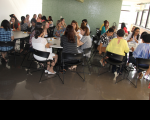 Mães reunidas no café da manhã
