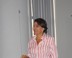Professora Éllida conduziu discussão sobre comunicação interna