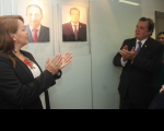A desembargadora Solange de Castro Cordeiro e o desembargador Gerson de Oliveira fizeram o descerramento do retrato