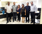 Juíza Márcia (de saia), e os servidores Francisco, Júlio César, Lucira, Ubiratan do Pindaré, diretor de secretaria, e Fábio Santos, assessor