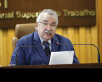 Foto do presidente do TST e do CSJT, ministro Emmanoel Pereira, em evento no TST, quando foi lançado o grupo Observatório Excelências Femininas. ocorrido na programação do webinário “#PorElas: reflexões para um ambiente de trabalho mais justo”
